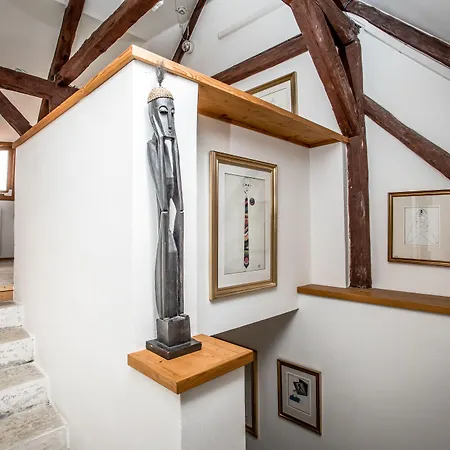 Dvur Hoffmeister Hotel Velké Číčovice