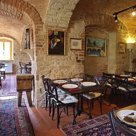 Dvur Hoffmeister 酒店