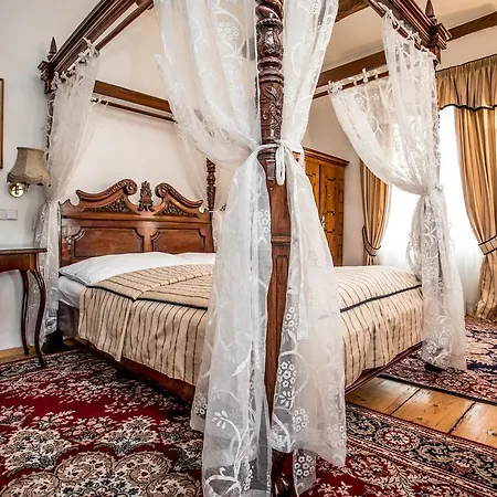 Dvur Hoffmeister 3* Velké Číčovice