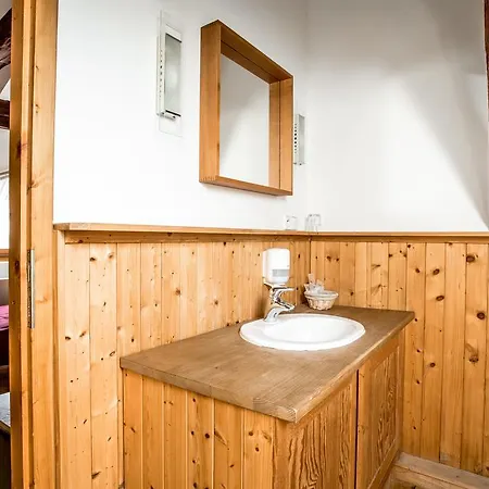 Dvur Hoffmeister 3*