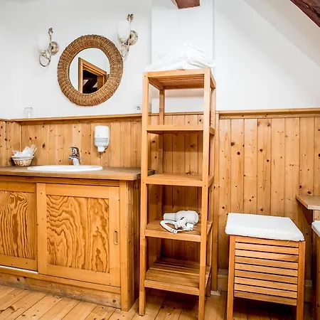 Dvur Hoffmeister Velké Číčovice