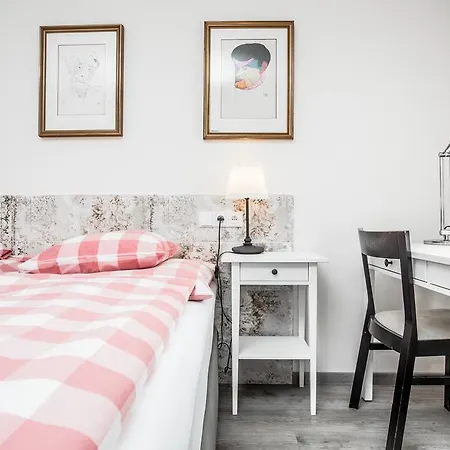 Dvur Hoffmeister Hotell