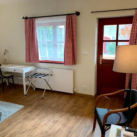 酒店 Dvur Hoffmeister 3*