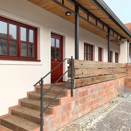 Hotel Dvur Hoffmeister Velké Číčovice