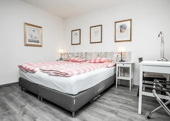 Hotel Dvur Hoffmeister Velké Číčovice