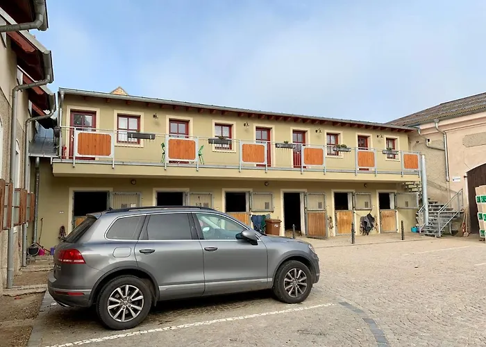 Dvur Hoffmeister Hotel