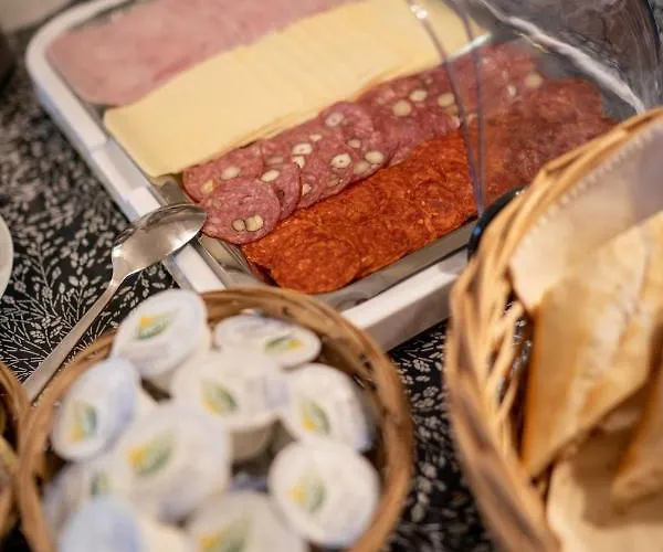 Dvur Hoffmeister Ξενοδοχείο Velké Číčovice