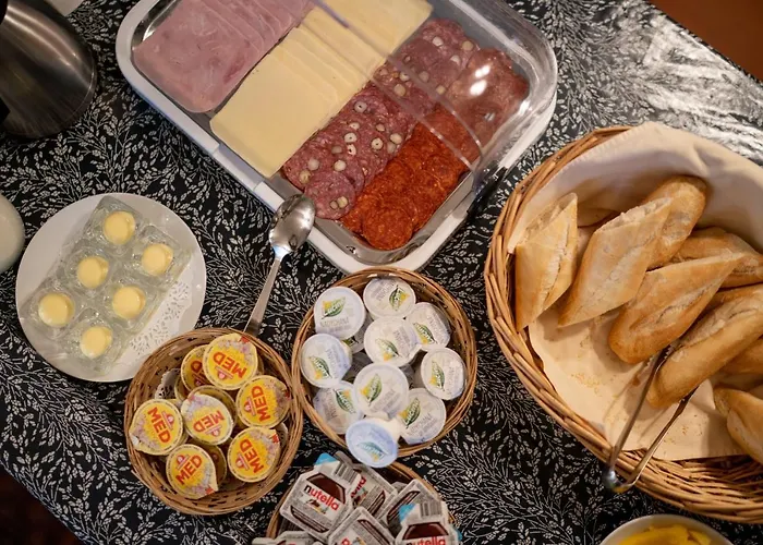 Dvur Hoffmeister Hotel Velke Cicovice